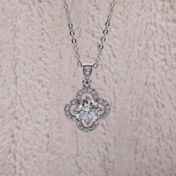 Certified 1ct. t.w. Moissanite Diamond Heart Halo Pendant Necklace NEW - Picture 5 of 14